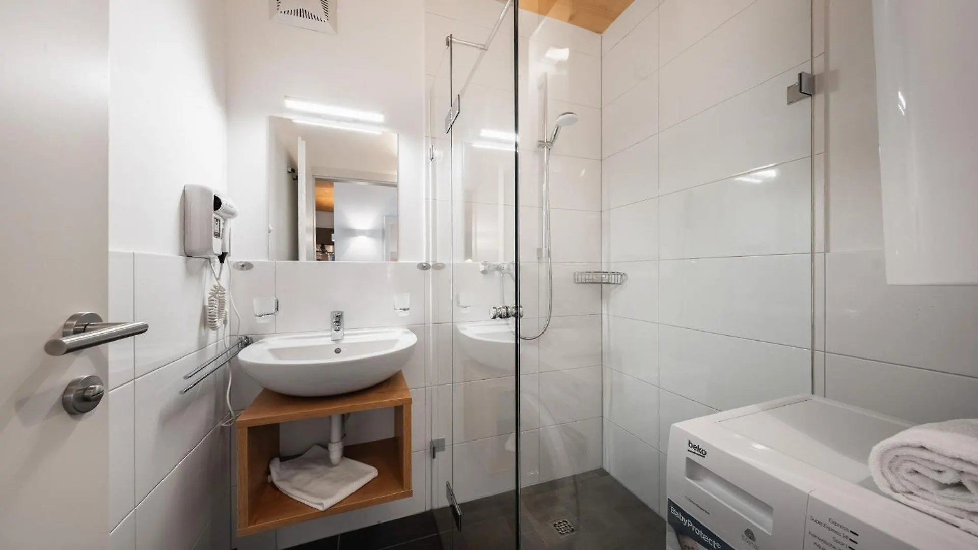 Apartment Das Sill By Inncomer Innsbruck Austria