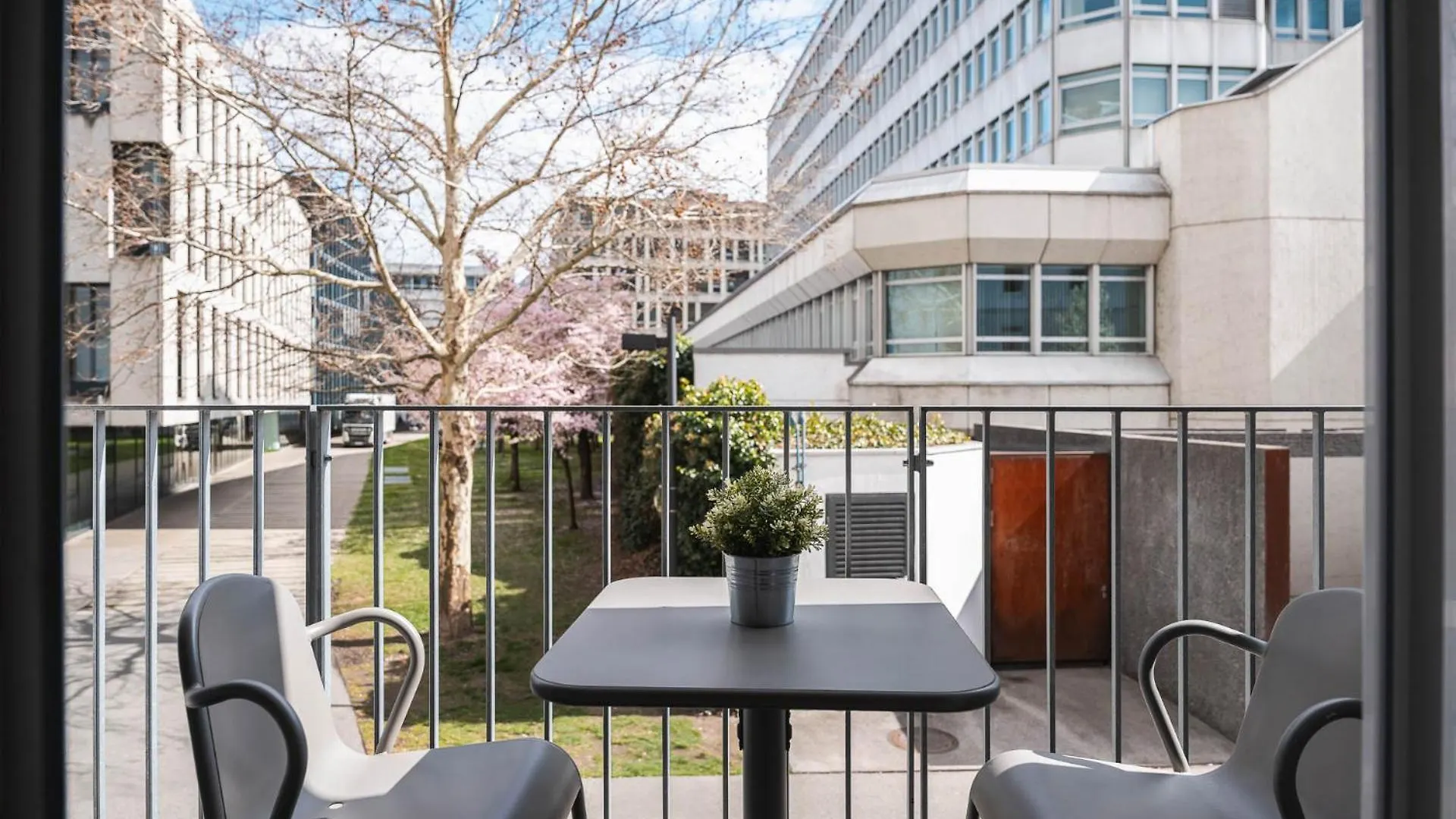 Apartment Das Sill By Inncomer Innsbruck Austria